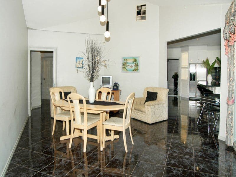 12 Charlotte Road, MILL PARK VIC 3082, Mill Park - Thumbnail 4