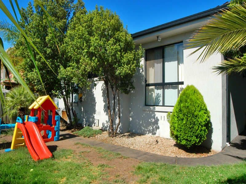 12 Charlotte Road, MILL PARK VIC 3082, Mill Park - Thumbnail 8