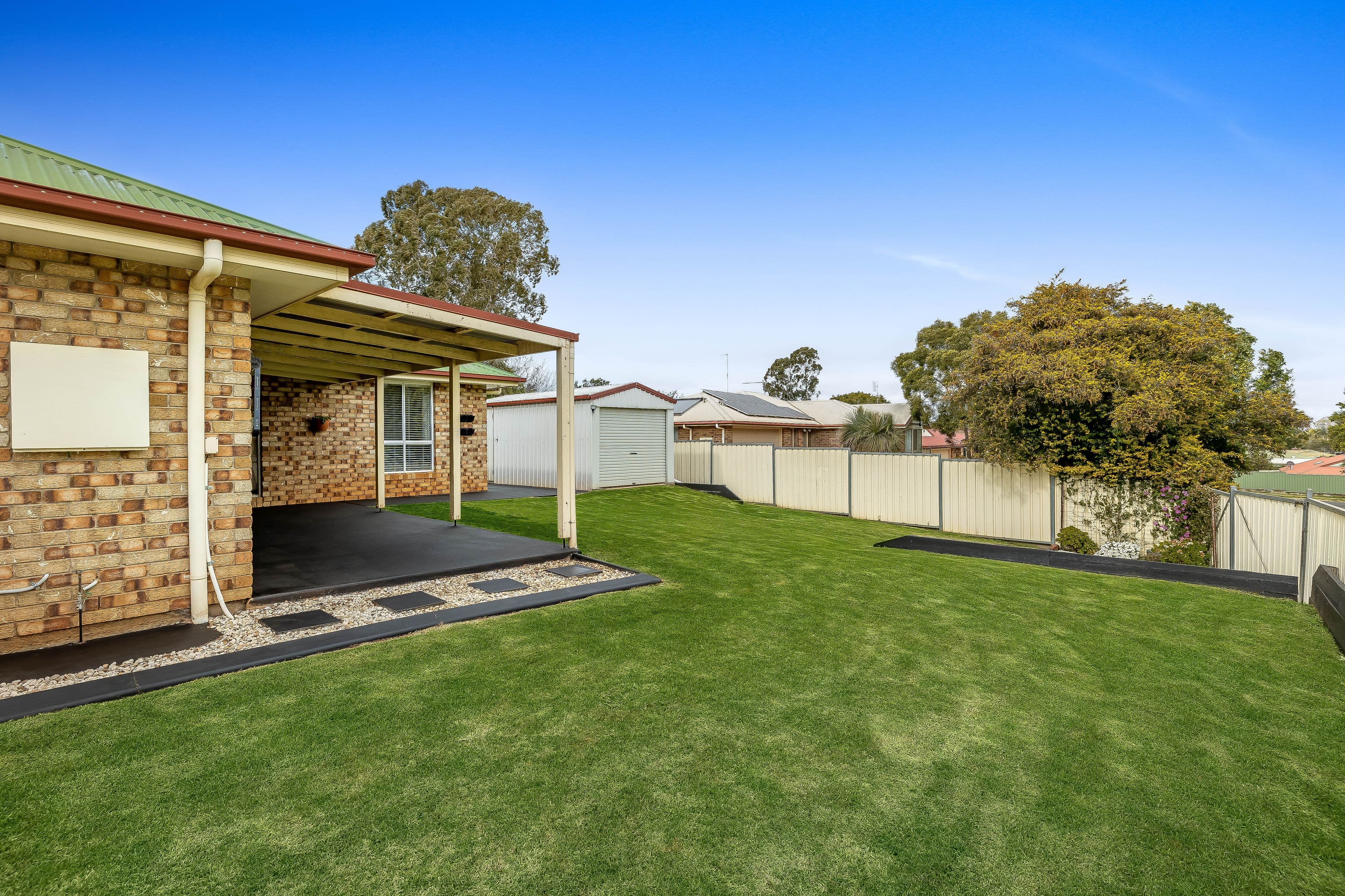10 Saratoga Close, Wilsonton QLD 4350, Wilsonton - Thumbnail 3