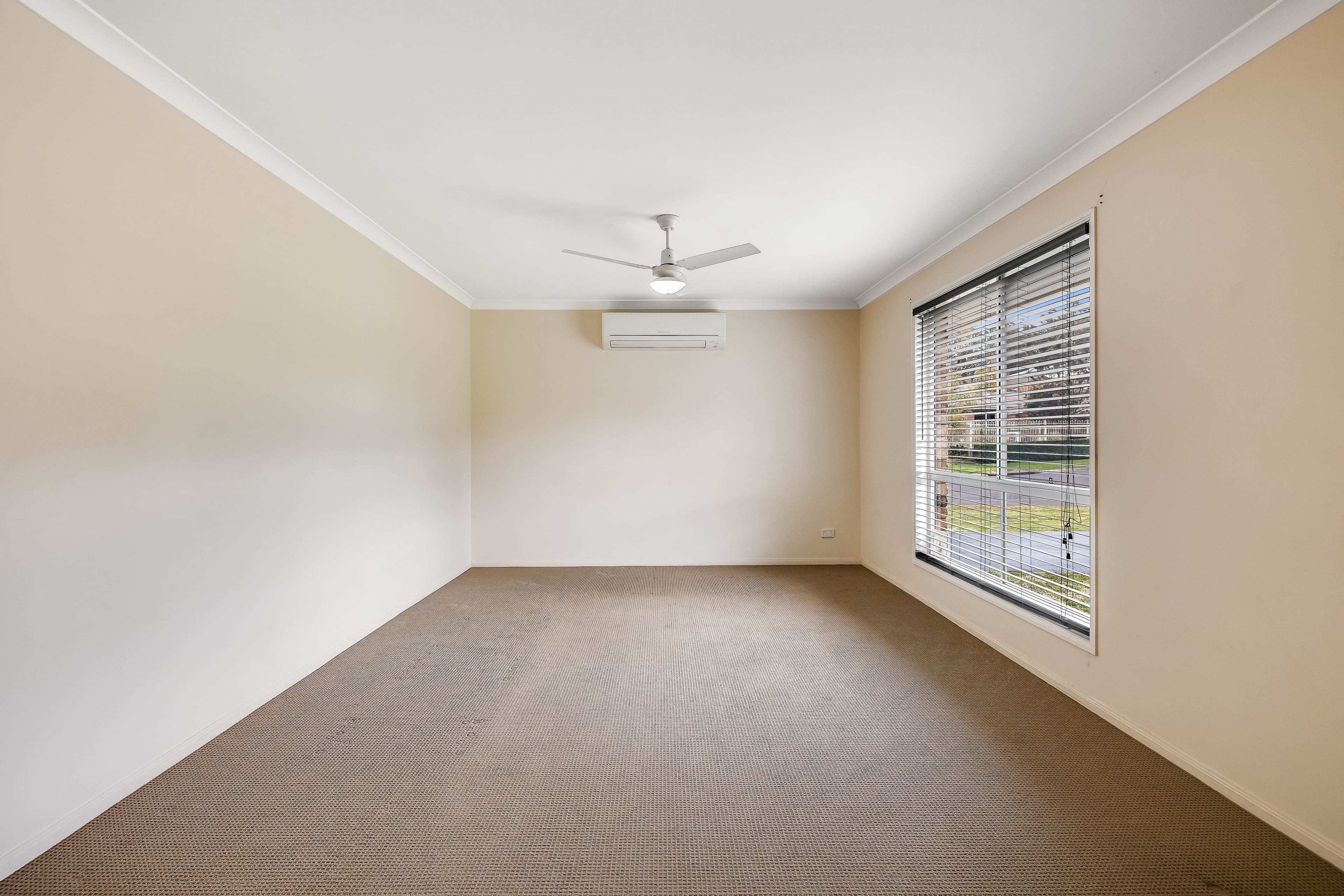 10 Saratoga Close, Wilsonton QLD 4350, Wilsonton - Thumbnail 4