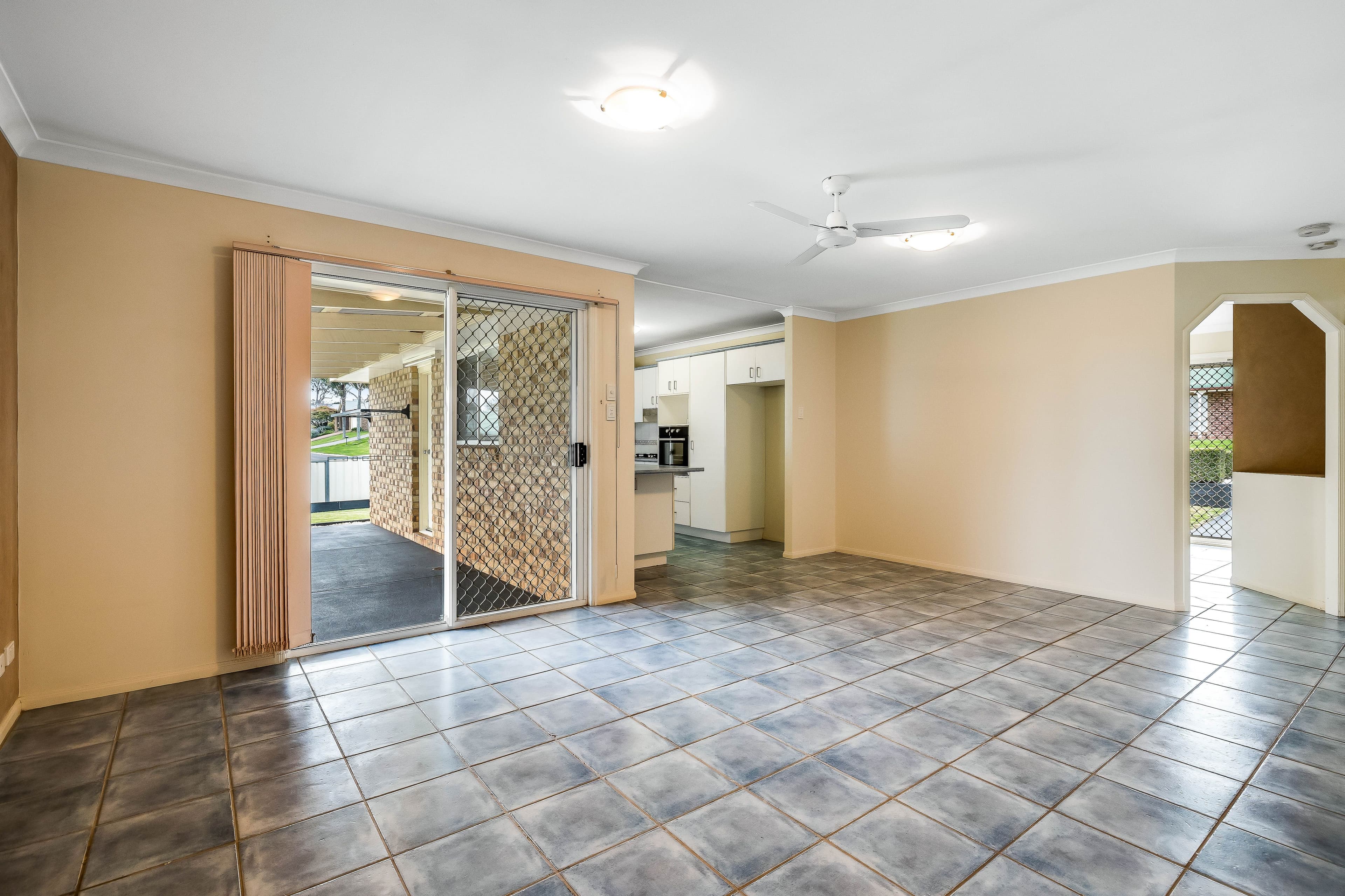 10 Saratoga Close, Wilsonton QLD 4350, Wilsonton - Thumbnail 5
