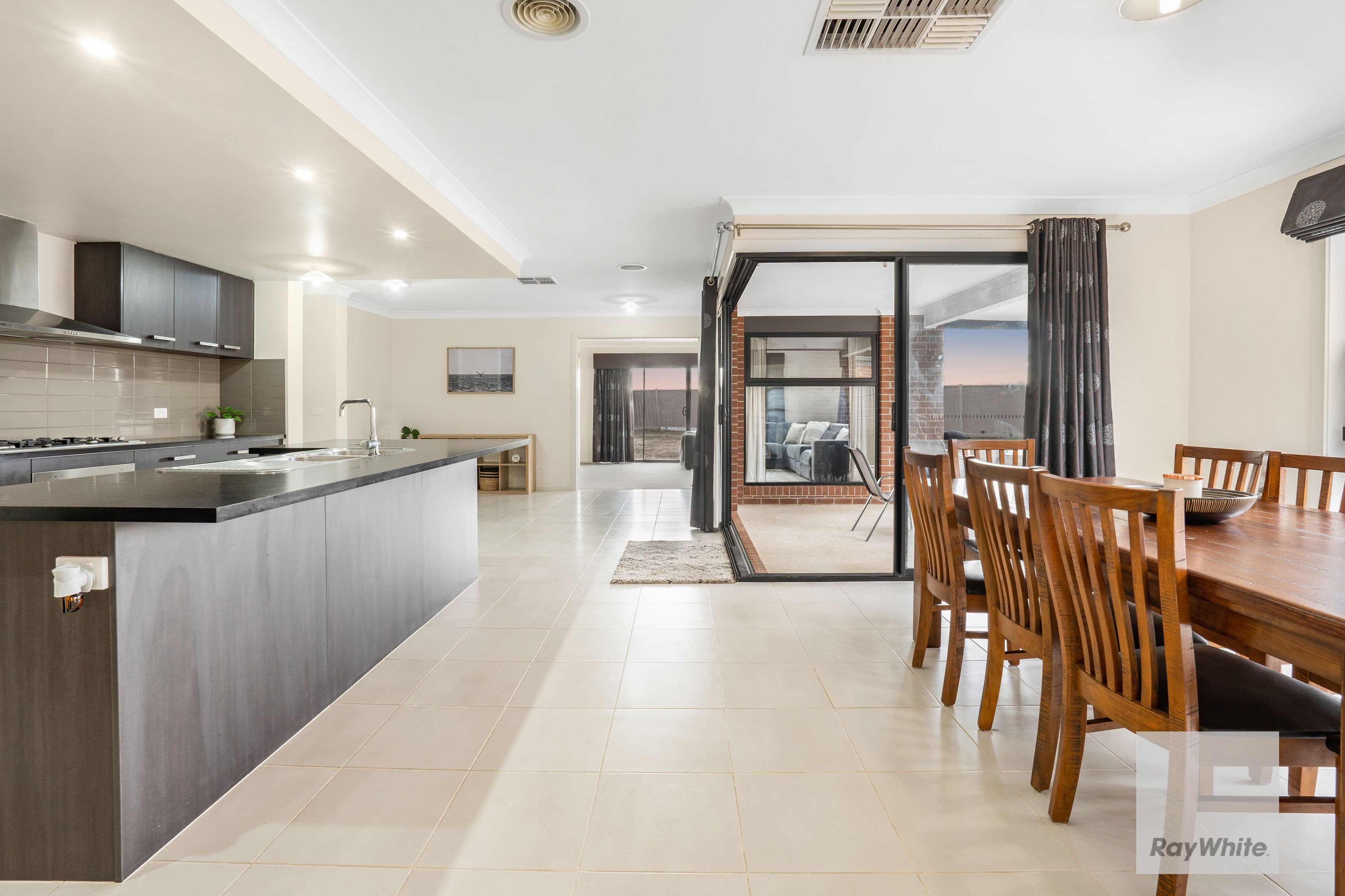 3 Buttercup Rise, HARKNESS VIC 3337, Harkness - Thumbnail 4