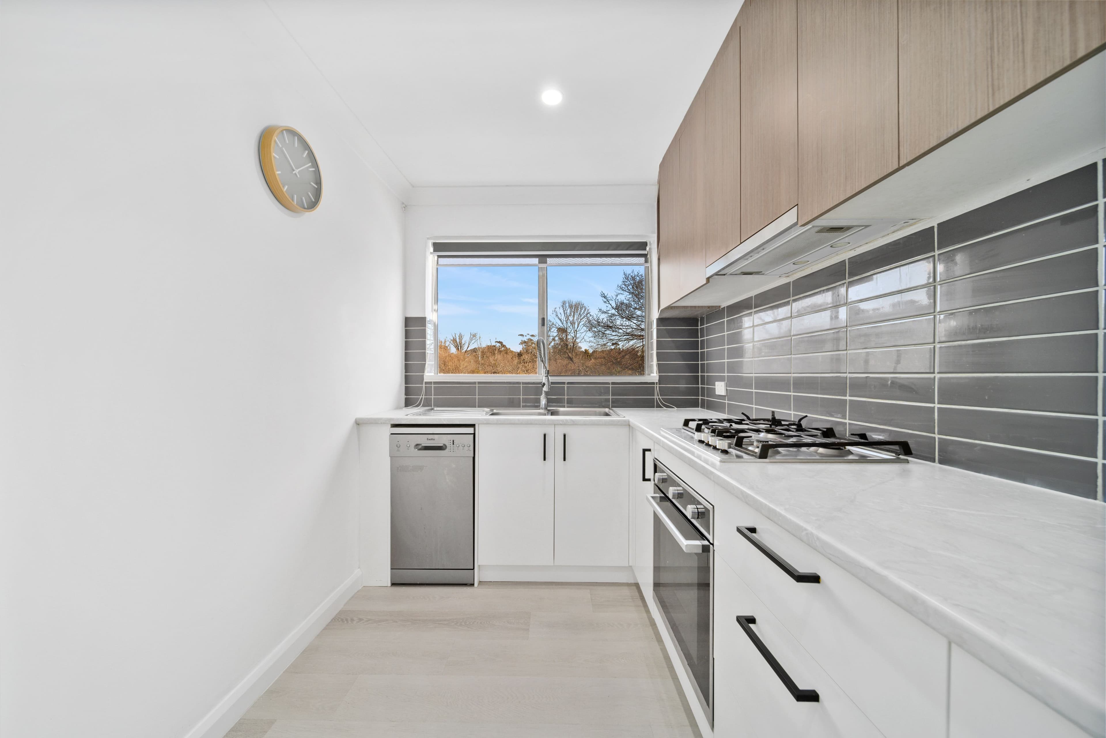 56-58 Trinculo Place, Queanbeyan East NSW 2620, Queanbeyan East - Thumbnail 5