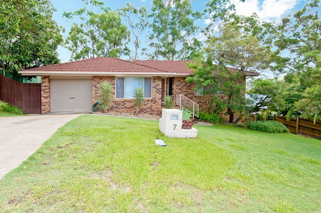 7 Manning Court, Mount Warren Park QLD 4207, Mount Warren Park - Image 1
