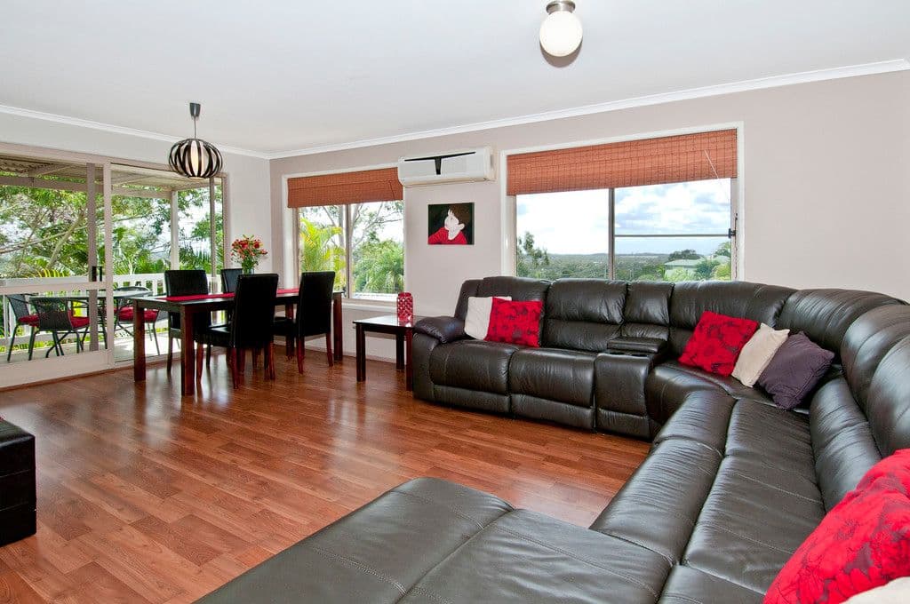 7 Manning Court, Mount Warren Park QLD 4207, Mount Warren Park - Thumbnail 2