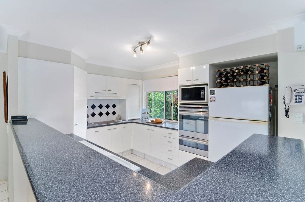 6 Cannon Drive, Currumbin Waters QLD 4223, Currumbin Waters - Thumbnail 3