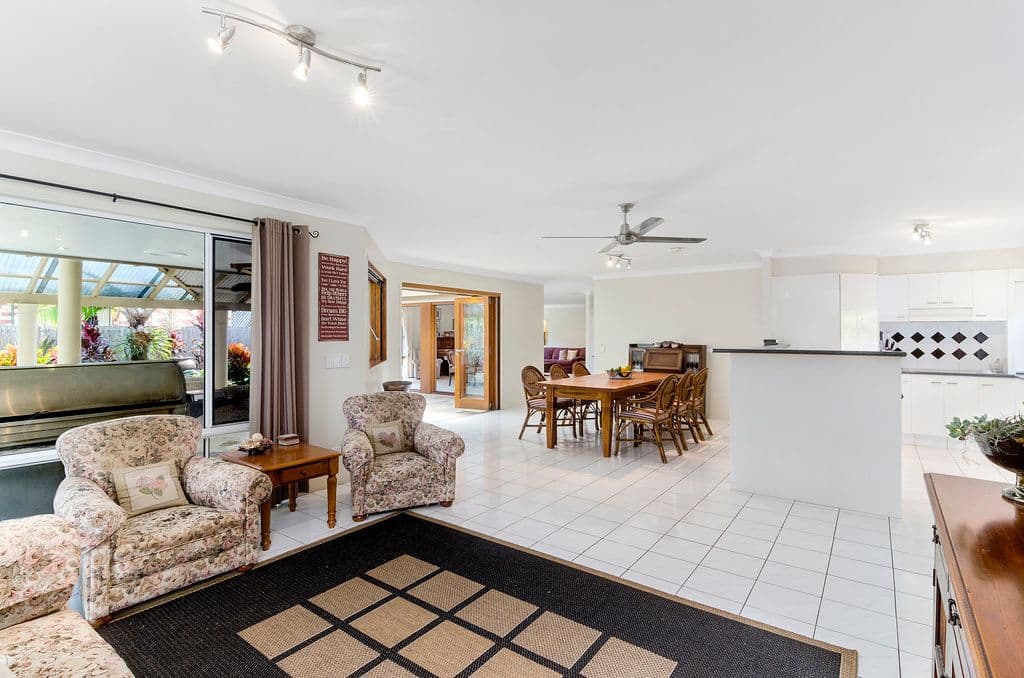 6 Cannon Drive, Currumbin Waters QLD 4223, Currumbin Waters - Thumbnail 4
