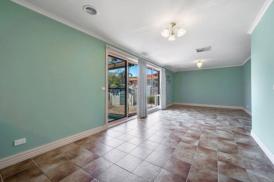 5 Taunton Place, Craigieburn VIC 3064, Craigieburn - Thumbnail 4