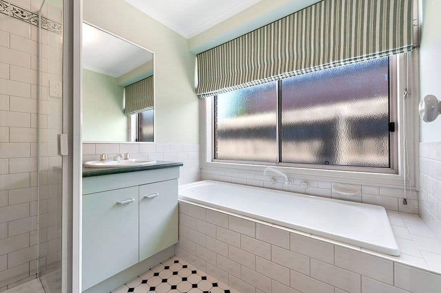 5 Taunton Place, Craigieburn VIC 3064, Craigieburn - Thumbnail 7