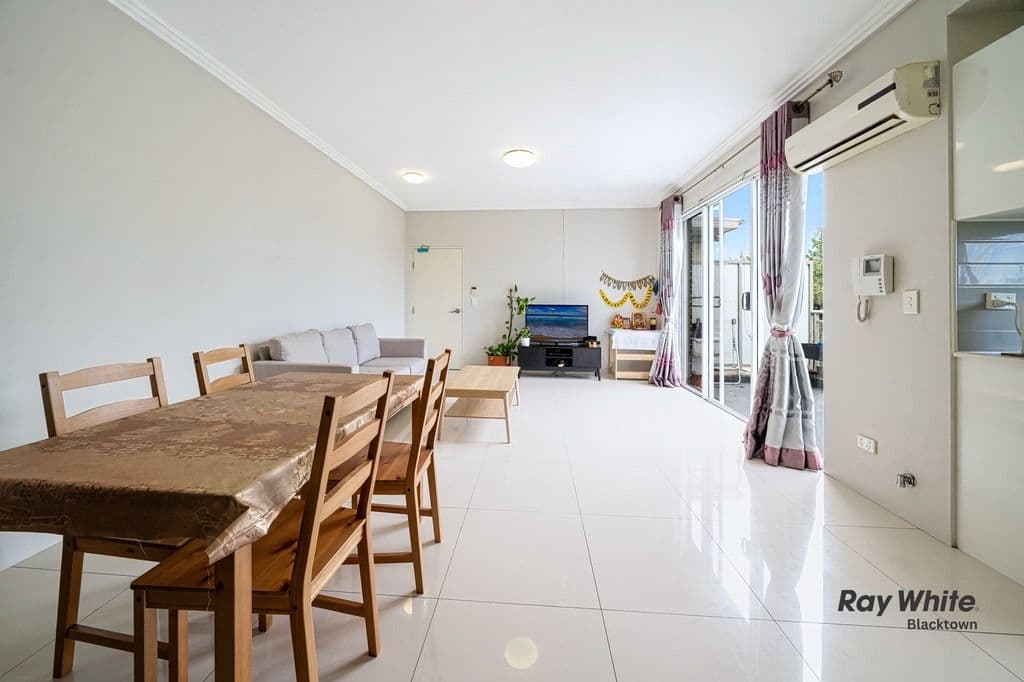4 Barangaroo Road, Toongabbie NSW 2146, Toongabbie - Thumbnail 3