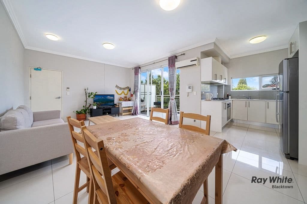 4 Barangaroo Road, Toongabbie NSW 2146, Toongabbie - Thumbnail 4