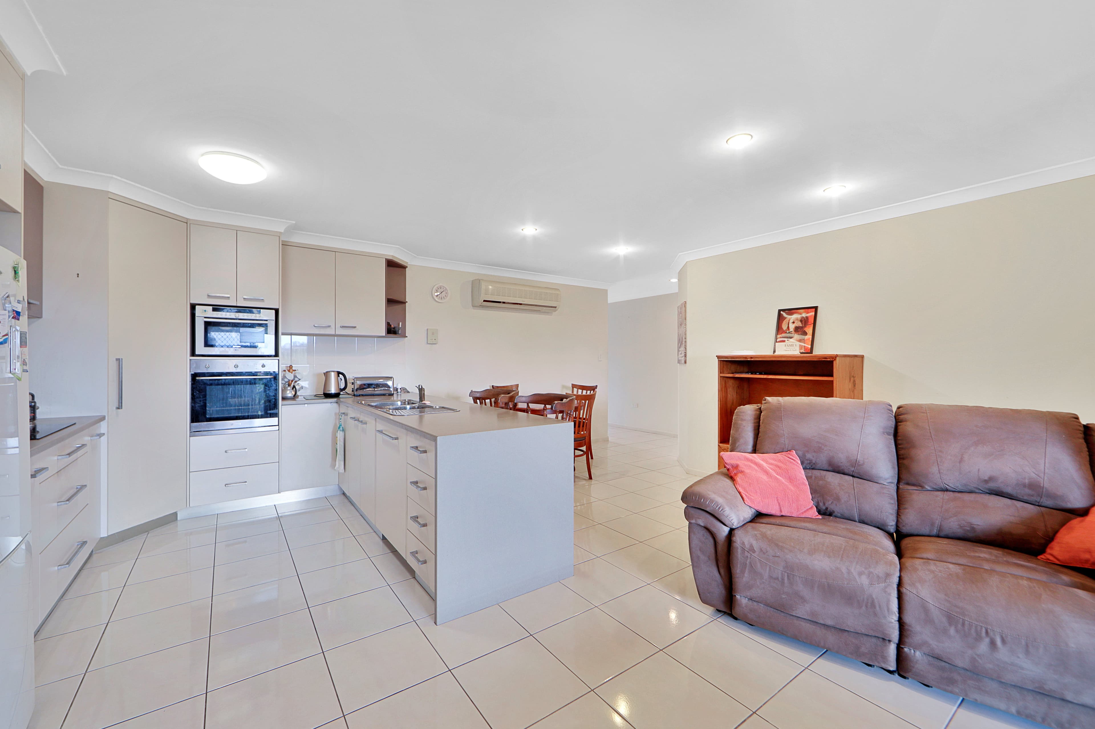 29 Avenell Street, Avenell Heights QLD 4670, Avenell Heights - Thumbnail 7