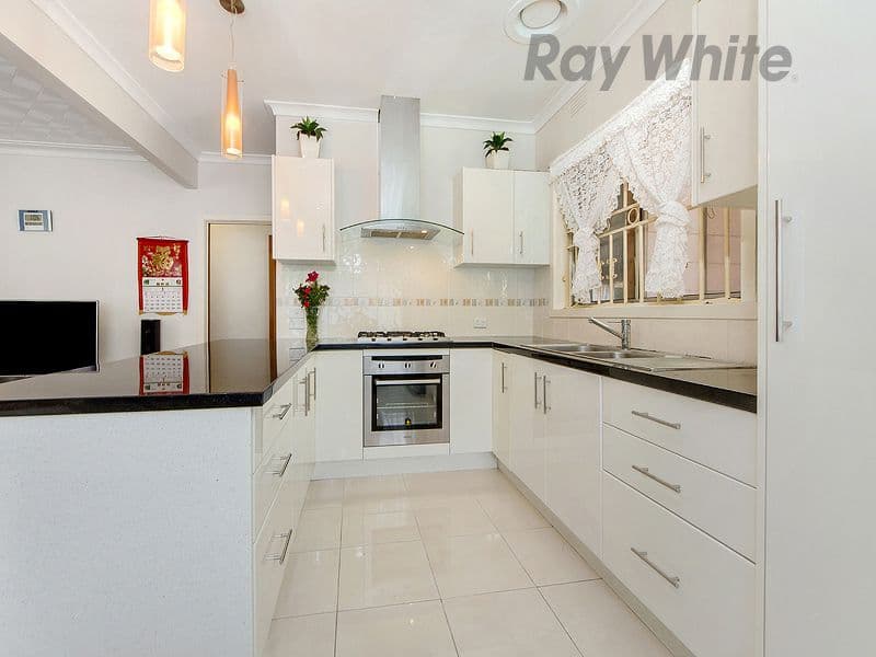 46 Oleander Drive, St Albans VIC 3021, St Albans - Thumbnail 3