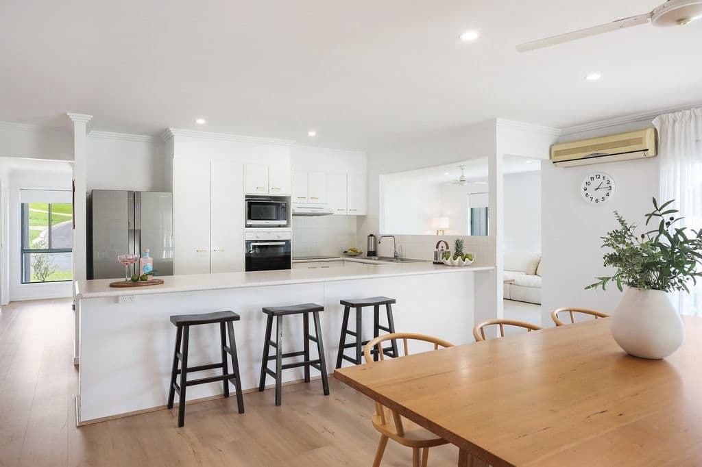 8 Drift Away Court, Robina QLD 4226, Robina - Thumbnail 3