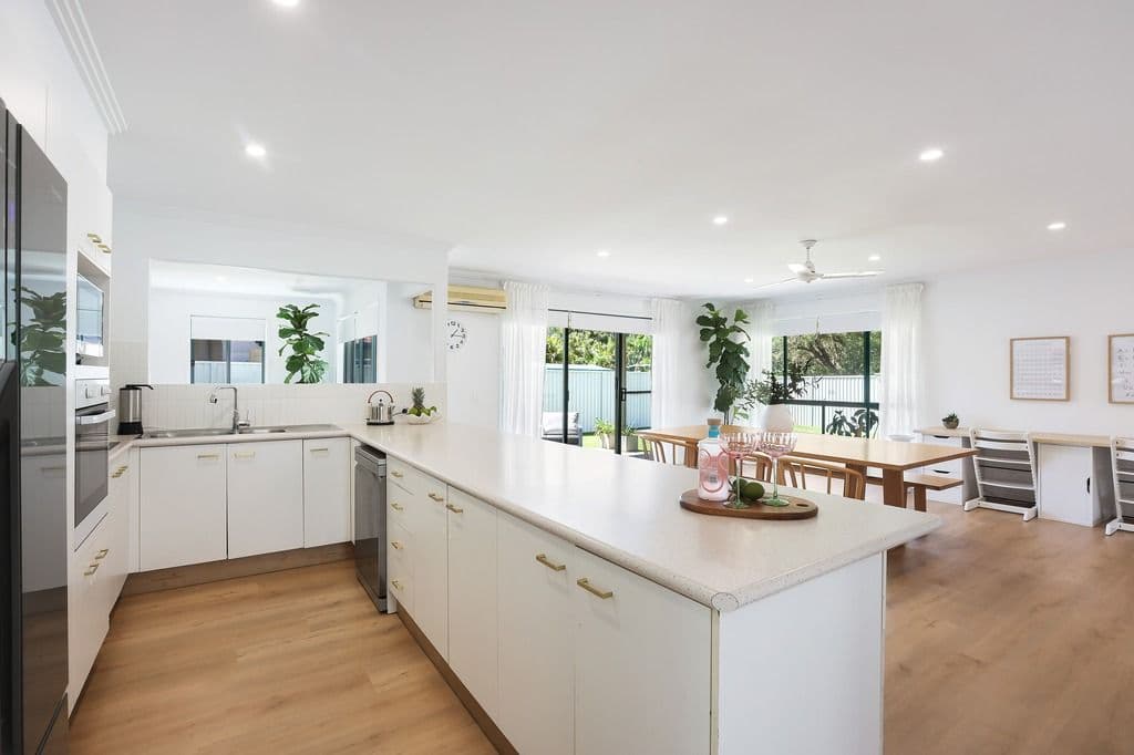 8 Drift Away Court, Robina QLD 4226, Robina - Thumbnail 8