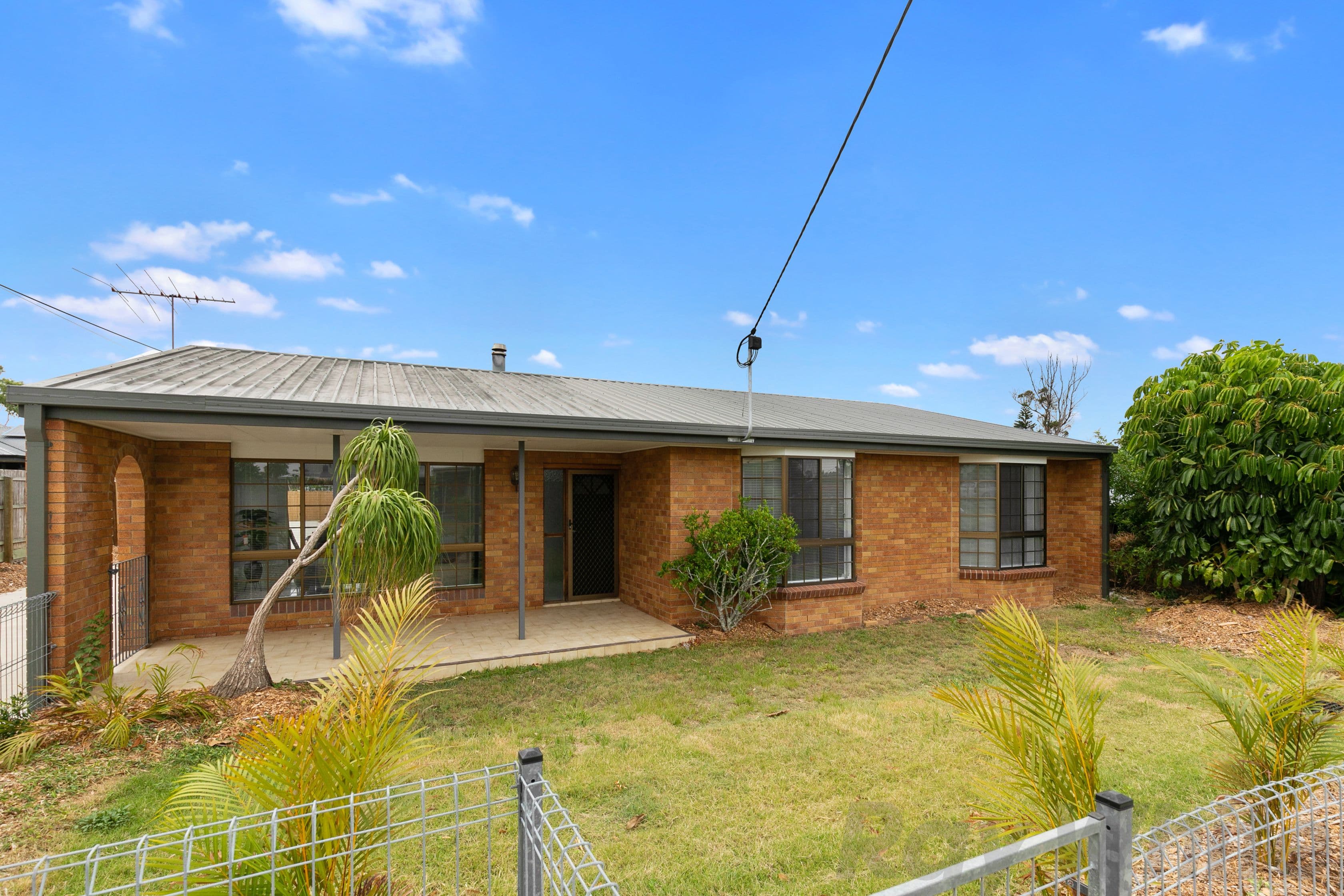 15 Armando Street, Alexandra Hills QLD 4161, Alexandra Hills - Thumbnail 3
