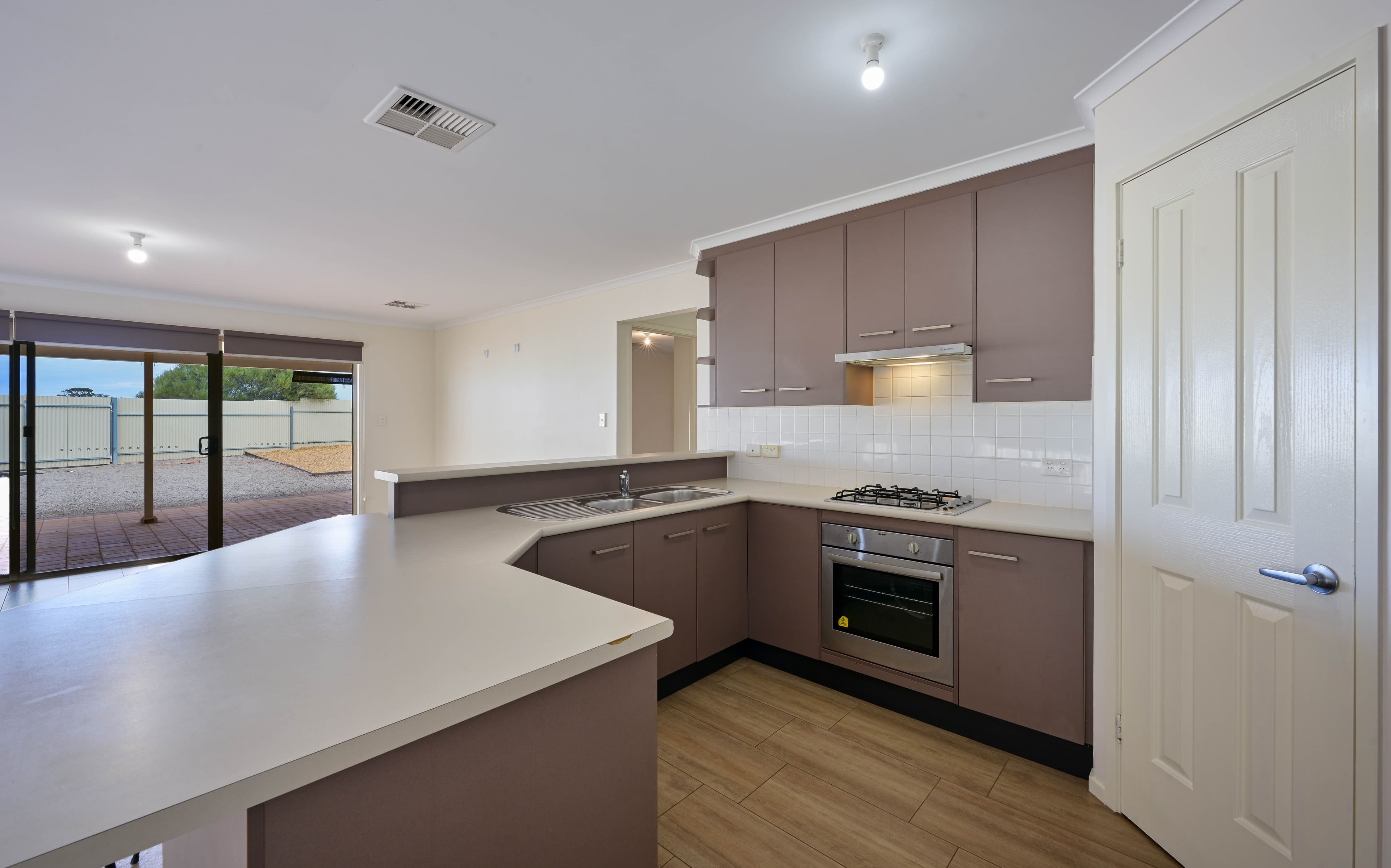 42 Hurcombe Crescent, Port Augusta West SA 5700, Port Augusta West - Thumbnail 4