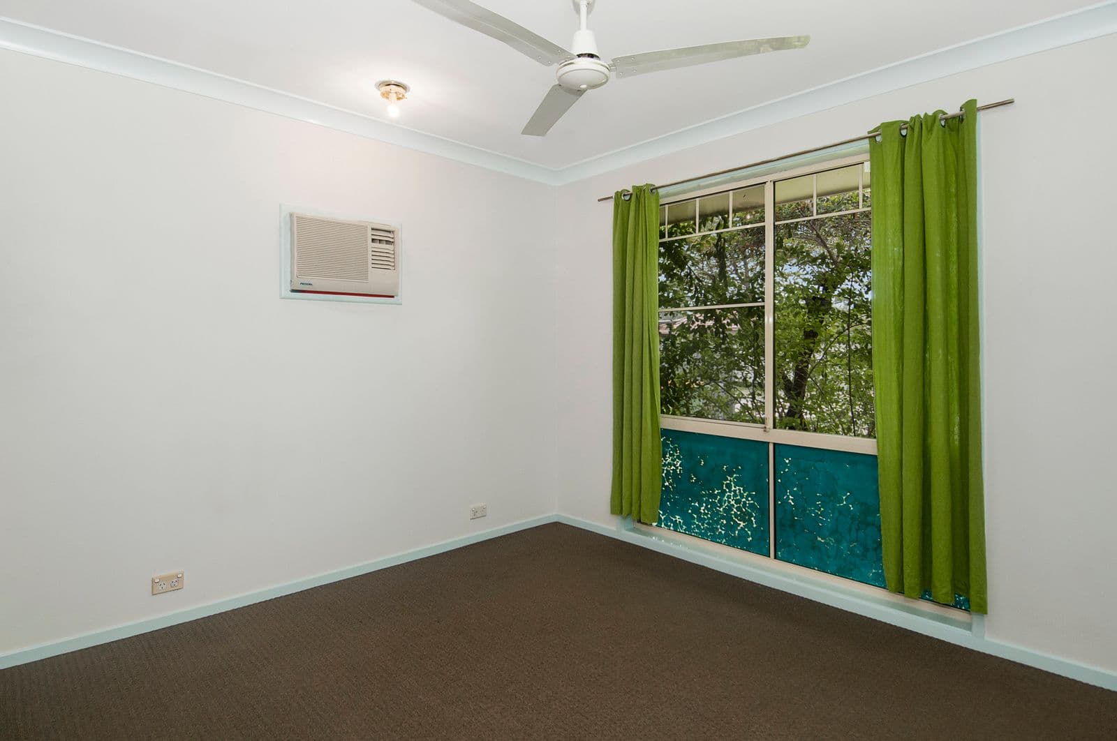 18 Eagle Avenue, Waterford West QLD 4133, Waterford West - Thumbnail 5