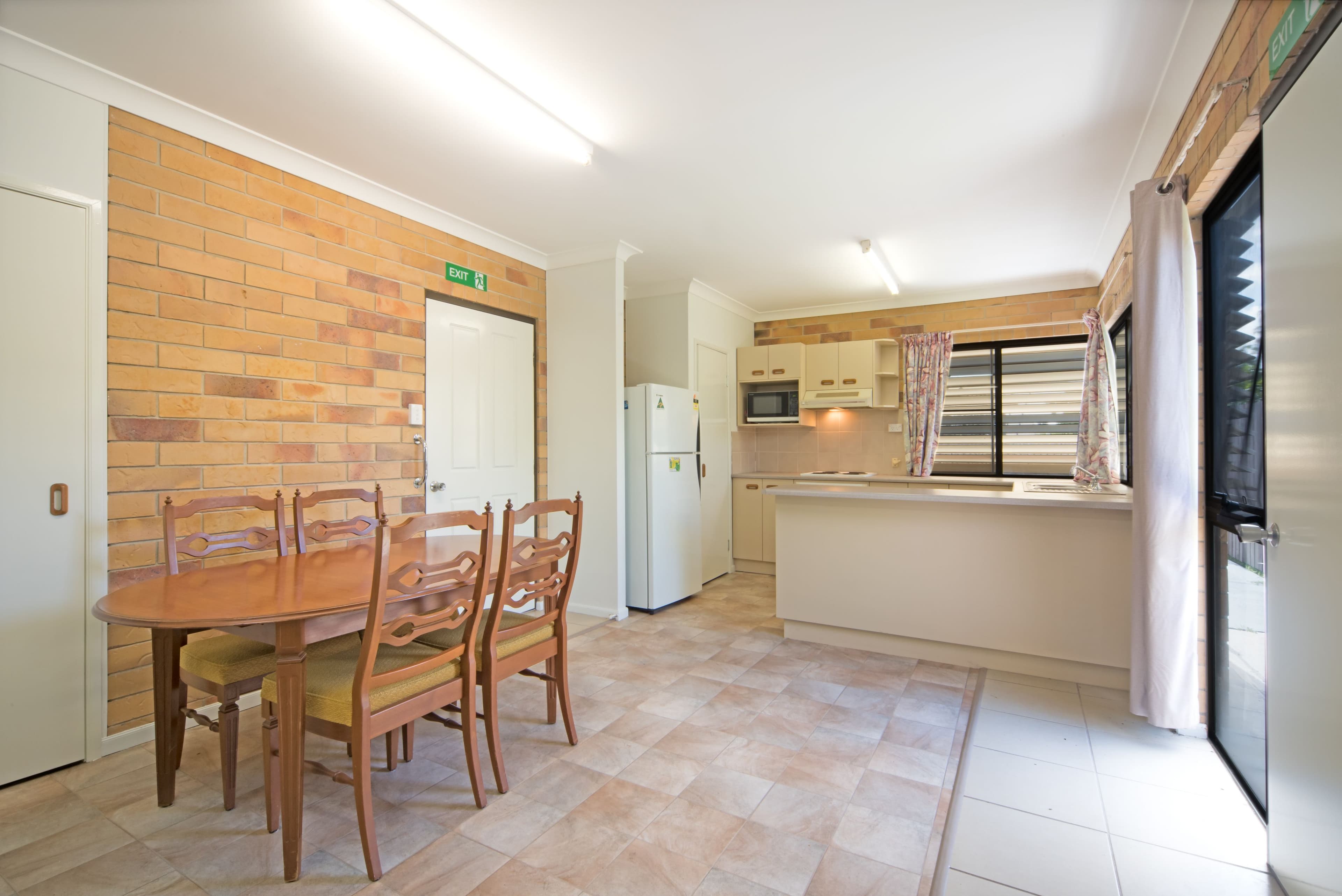 25 Marathon Street, Proserpine QLD 4800, Proserpine - Thumbnail 4