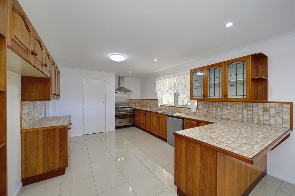 18 Baldwin Crescent, Avoca QLD 4670, Avoca - Thumbnail 2