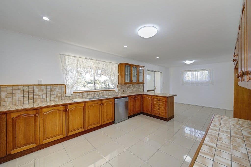 18 Baldwin Crescent, Avoca QLD 4670, Avoca - Thumbnail 3