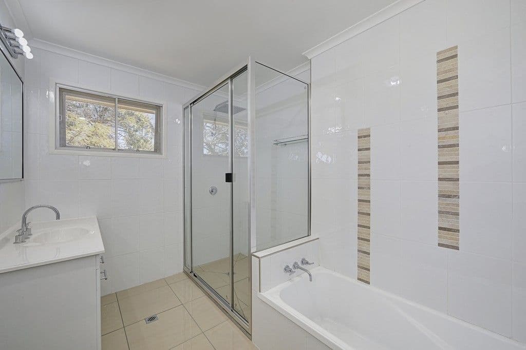 18 Baldwin Crescent, Avoca QLD 4670, Avoca - Thumbnail 4