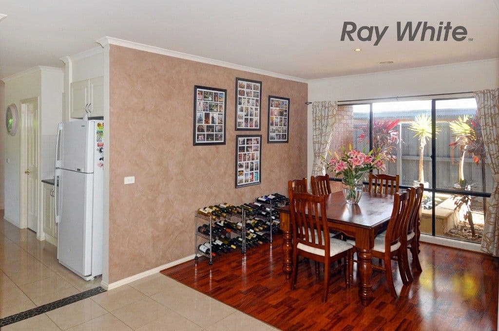11 Portofino Crescent, POINT COOK VIC 3030, Point Cook - Thumbnail 6