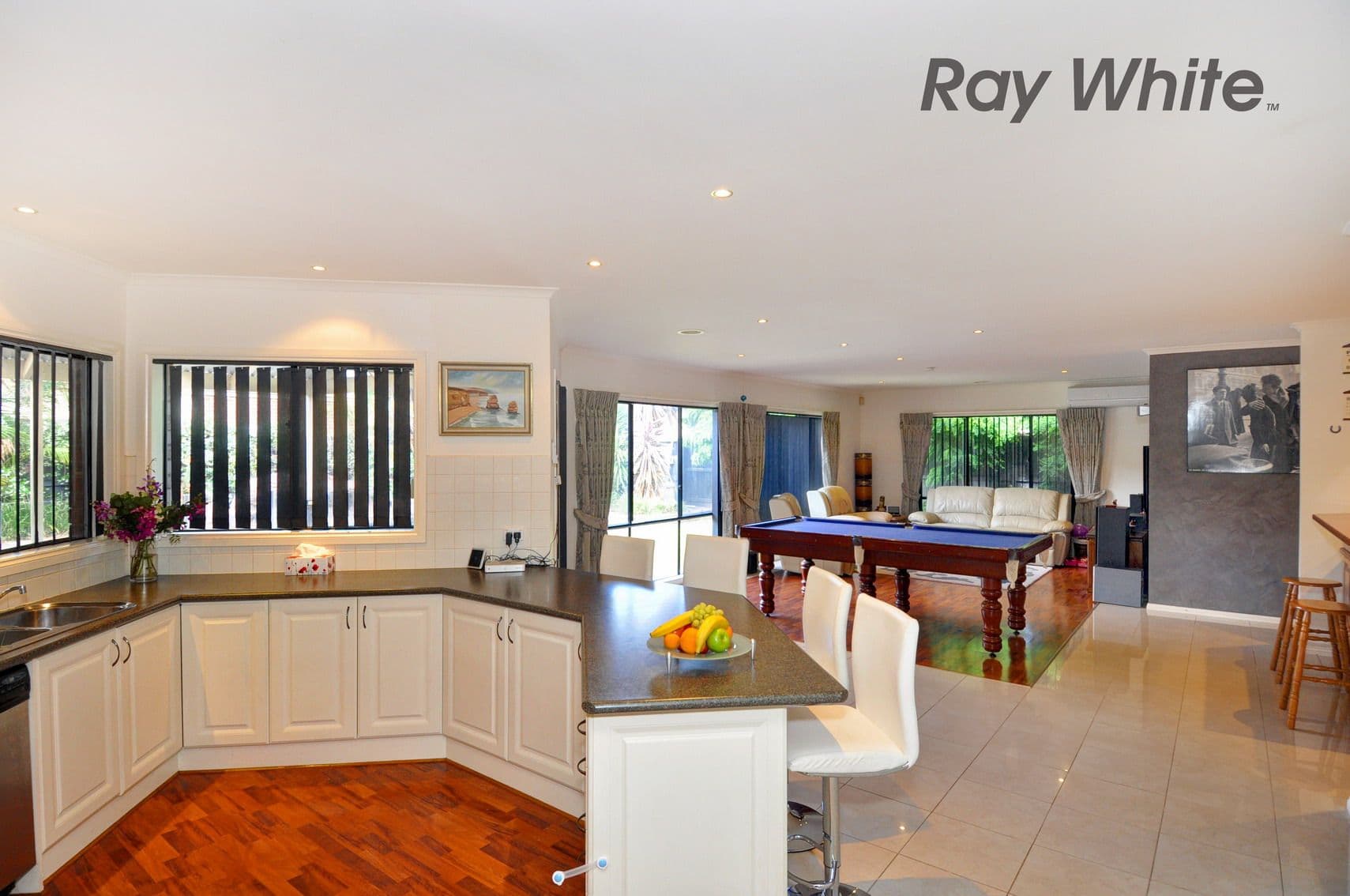 11 Portofino Crescent, POINT COOK VIC 3030, Point Cook - Thumbnail 7