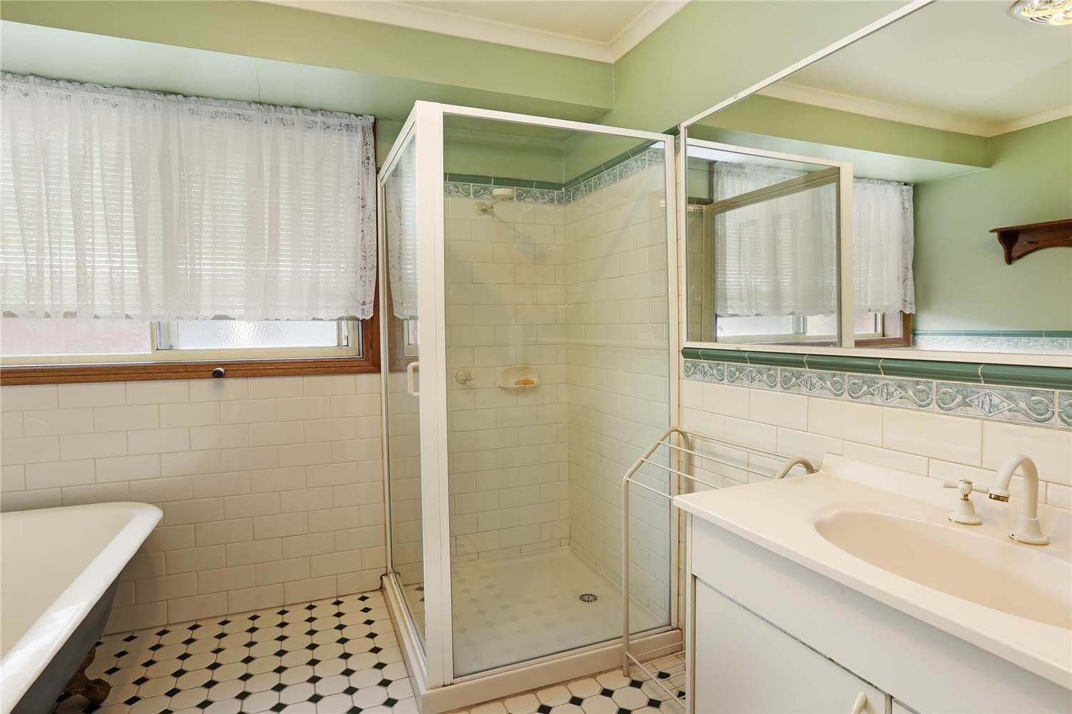 10  Honeyeater Court, LARA VIC 3212, Lara - Thumbnail 7