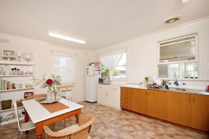 99 Corinella Street, BELL POST HILL VIC 3215, Bell Post Hill - Thumbnail 3