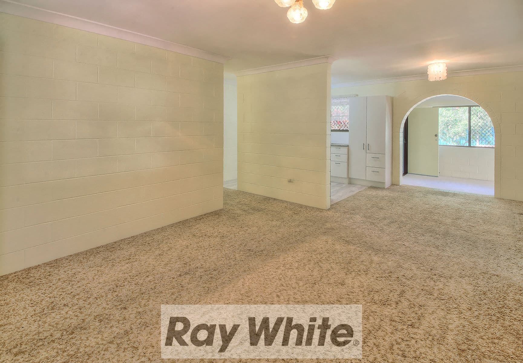 32 Ashvale Street, Kingston QLD 4114, Kingston - Thumbnail 3