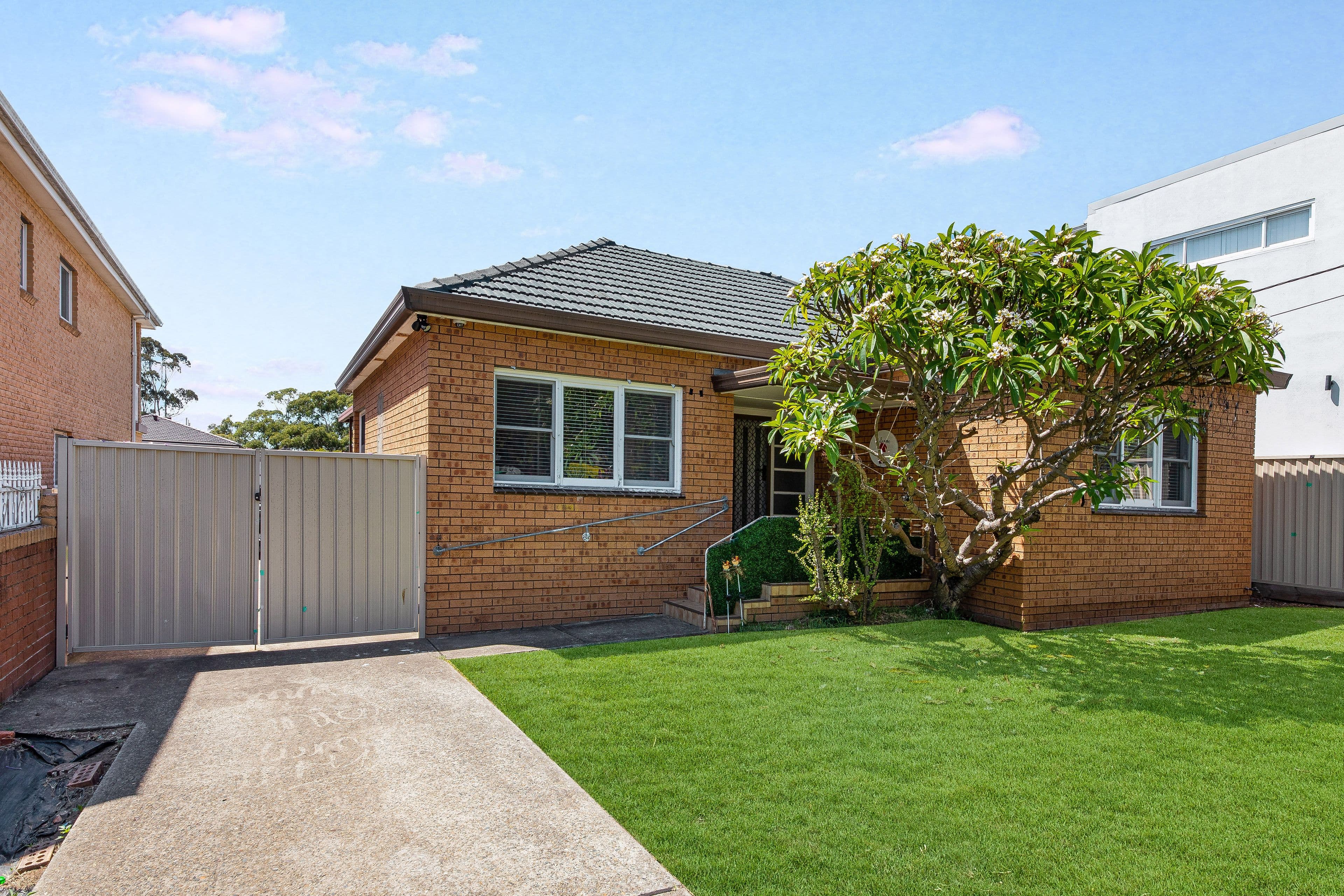 10 Gallipoli Street, Condell Park NSW 2200, Condell Park - Thumbnail 2