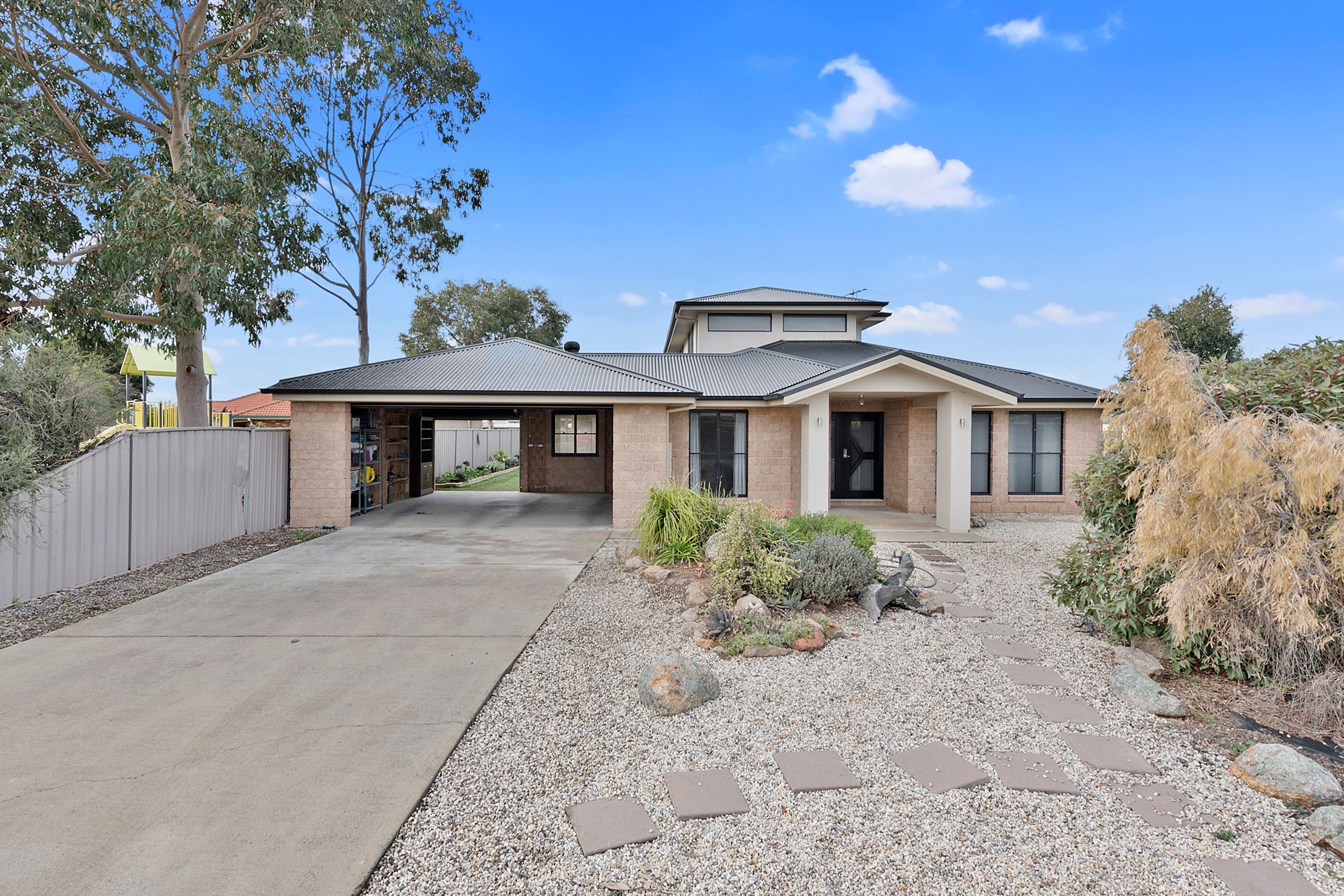 63 Abelia Street, Inala, Inala - Thumbnail 2