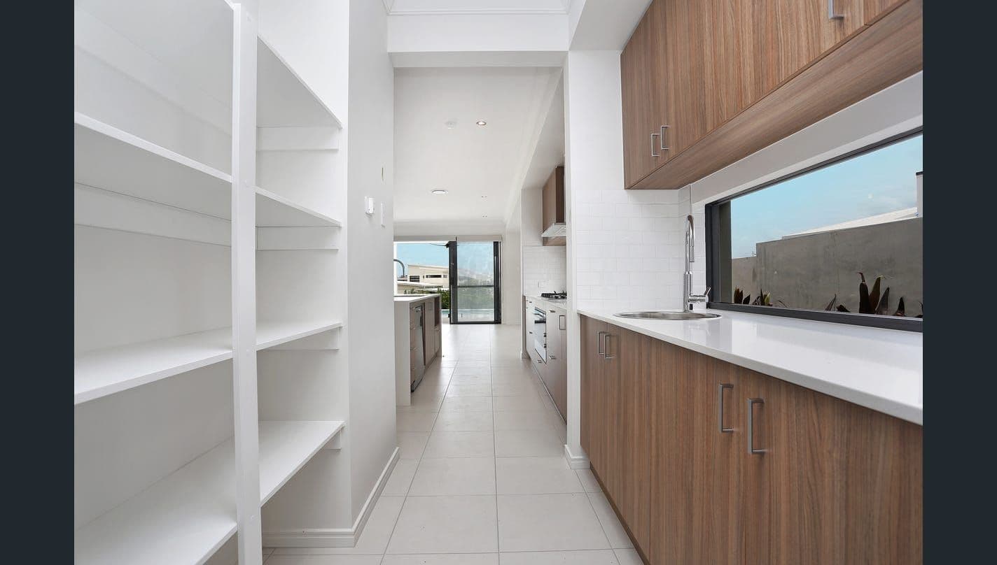 1902 Sunningdale Court, Sanctuary Cove QLD 4212, Sanctuary Cove - Thumbnail 5