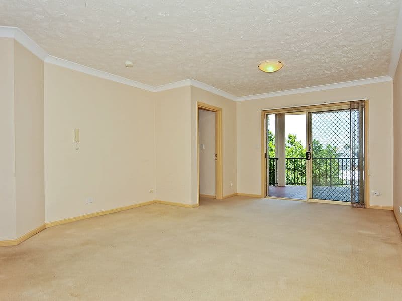 31 Rainey Street, CHERMSIDE QLD 4032, Chermside - Thumbnail 4