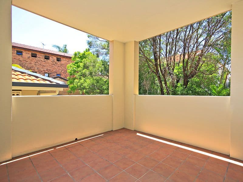 31 Rainey Street, CHERMSIDE QLD 4032, Chermside - Thumbnail 5