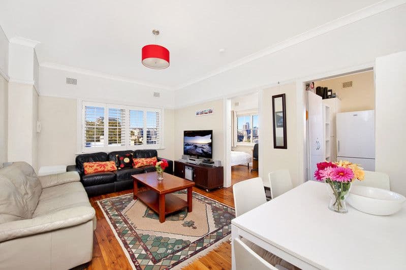 216 Blues Point Road, NORTH SYDNEY NSW 2060, North Sydney - Thumbnail 2