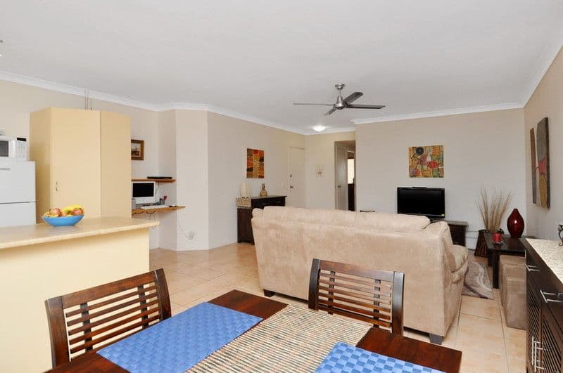 8-10 Burrows Street, BIGGERA WATERS QLD 4216, Biggera Waters - Thumbnail 4