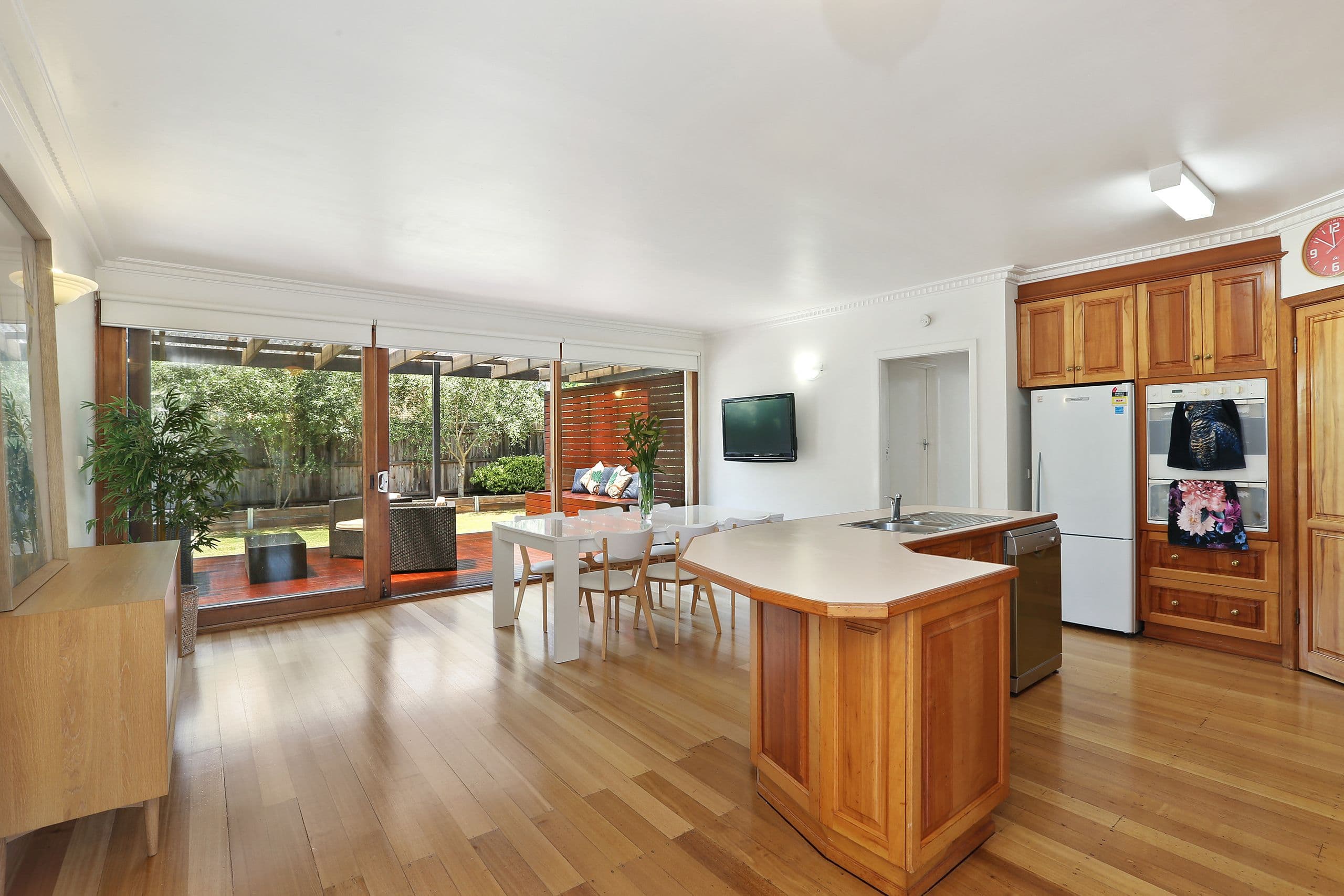1 Brocka Avenue, Belmont VIC 3216, Belmont - Thumbnail 4