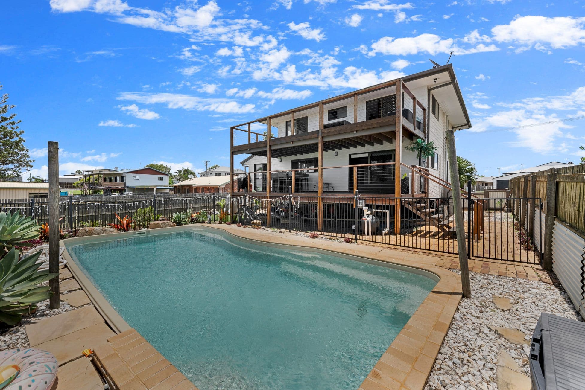 11 Bluewater Drive, Elliott Heads QLD 4670, Elliott Heads - Thumbnail 2