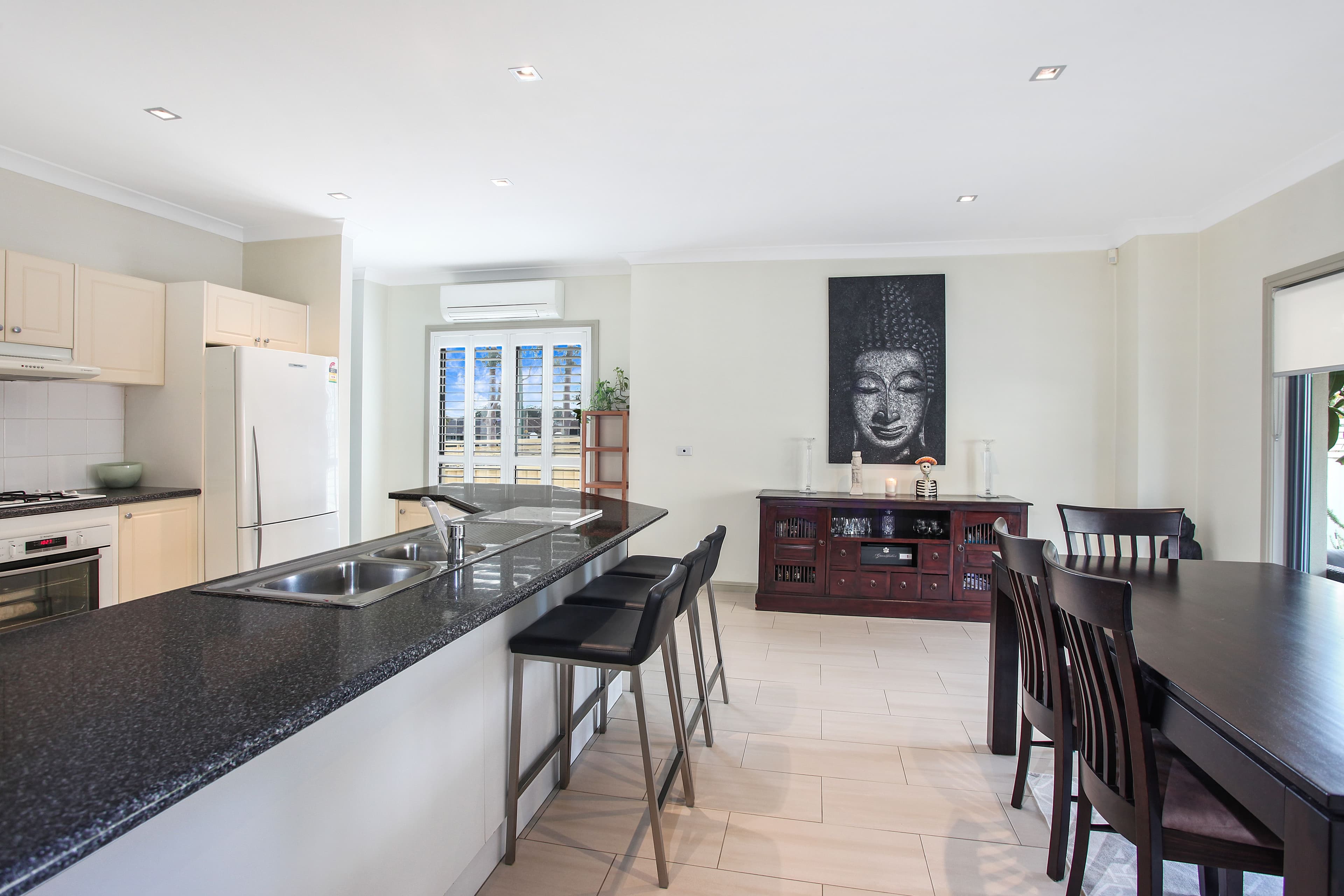 88 Quarry Road, Bossley Park - Thumbnail 2