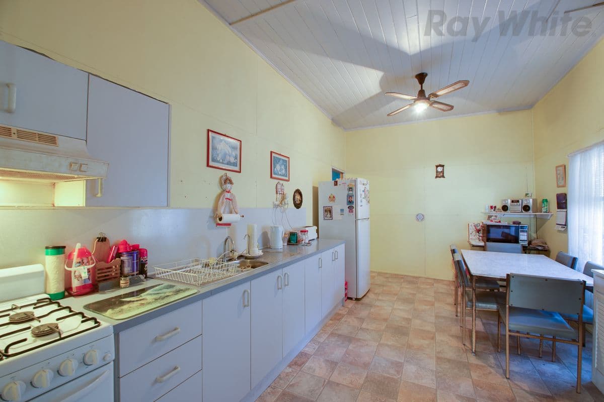 20 Thorn Street, Ipswich QLD 4305, Ipswich - Thumbnail 2