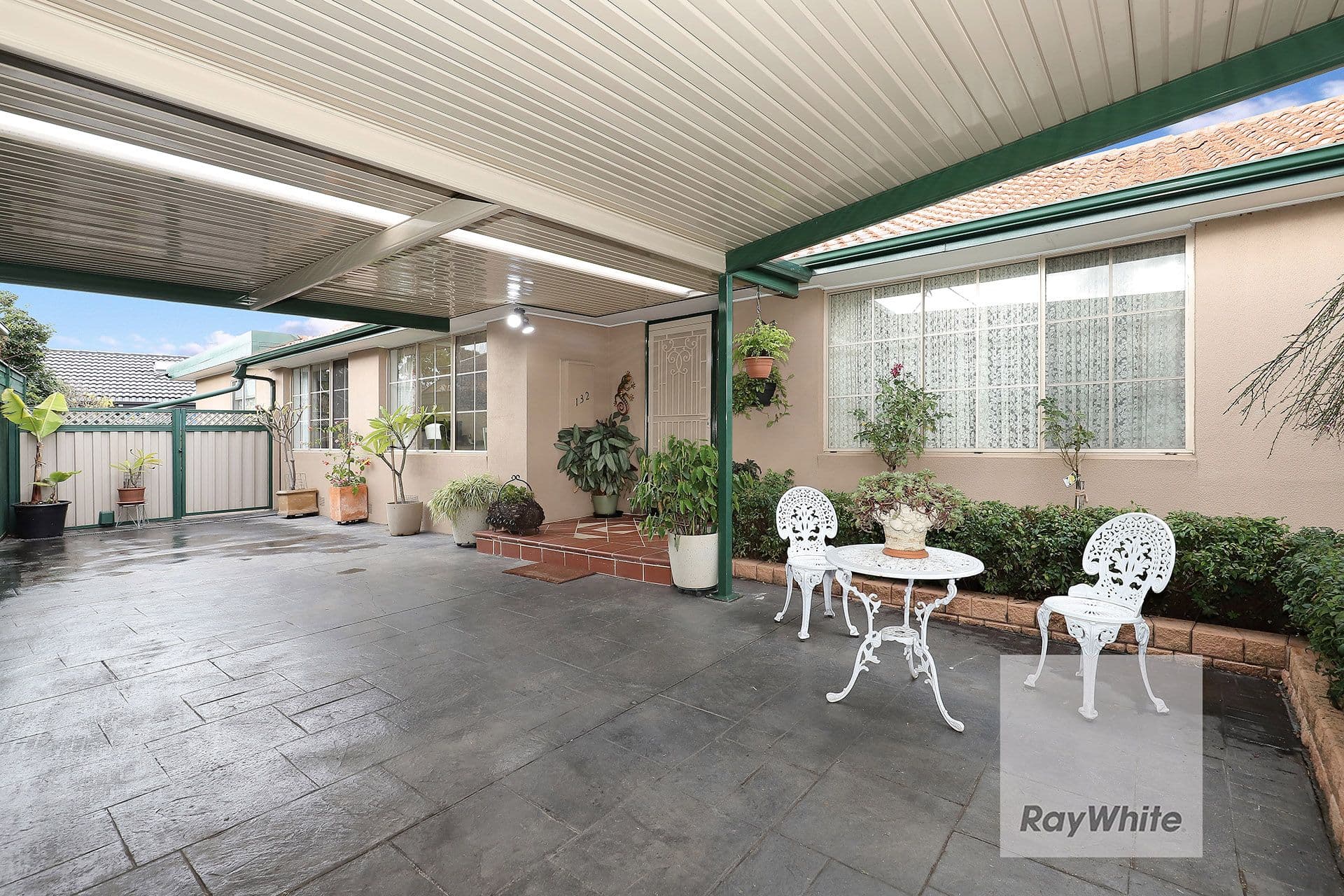 132 Carrick Drive, Gladstone Park VIC 3043, Gladstone Park - Thumbnail 2