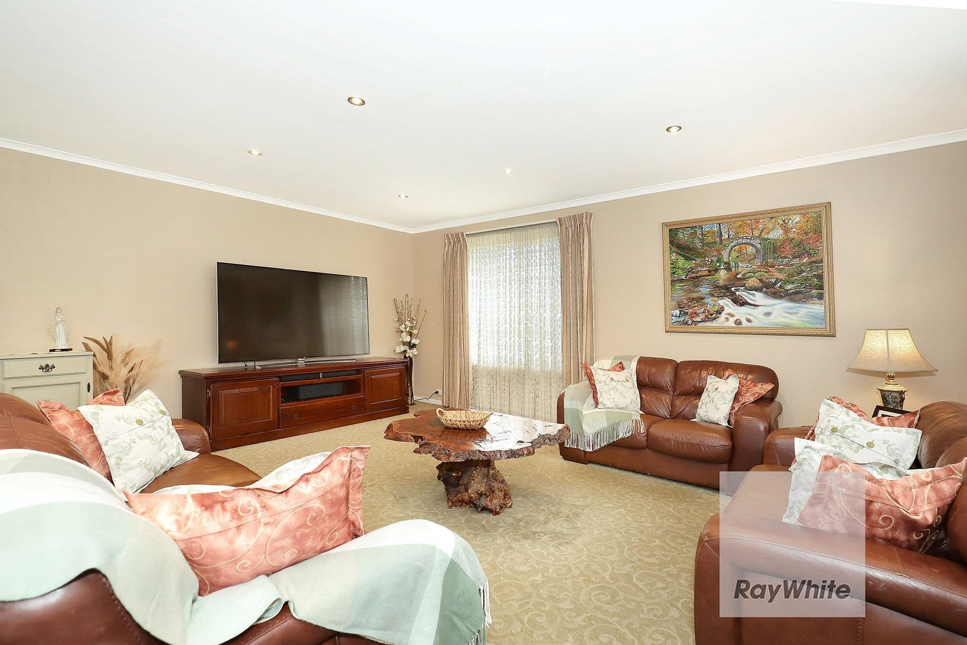 132 Carrick Drive, Gladstone Park VIC 3043, Gladstone Park - Thumbnail 3