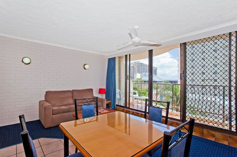 405 'Travel Inn' 40 Surf Parade, BROADBEACH QLD 4218, Broadbeach - Thumbnail 6