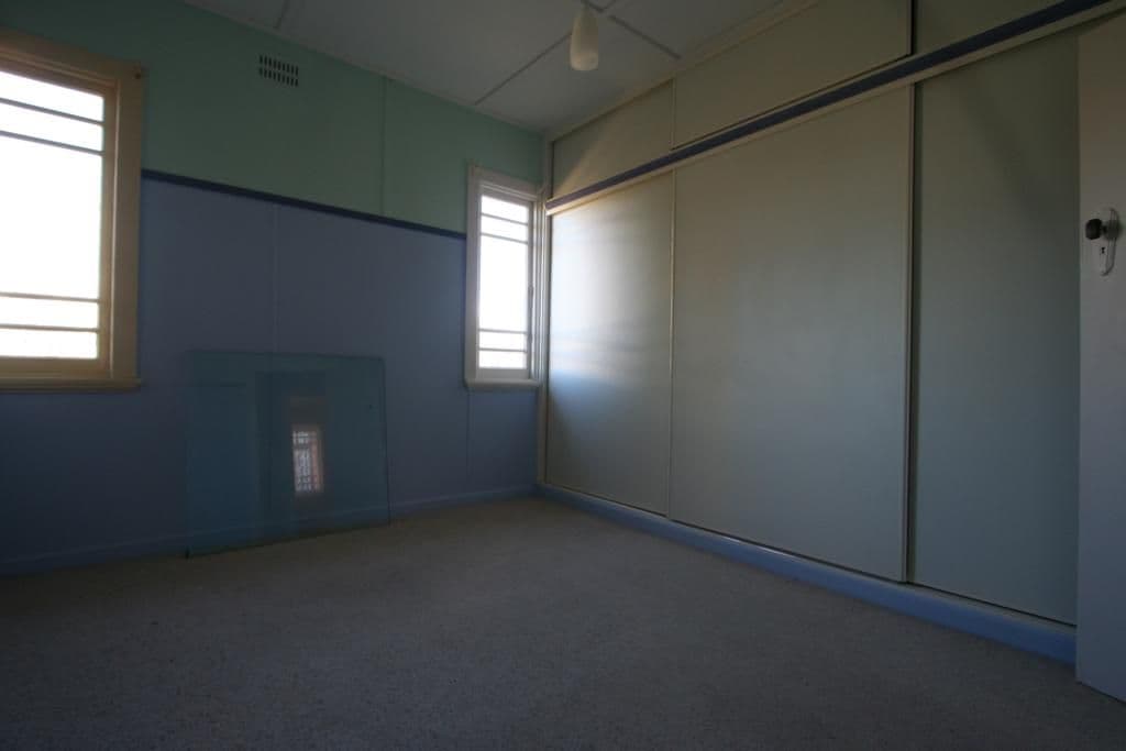 101 Logan Street, TENTERFIELD NSW 2372, Tenterfield - Thumbnail 6