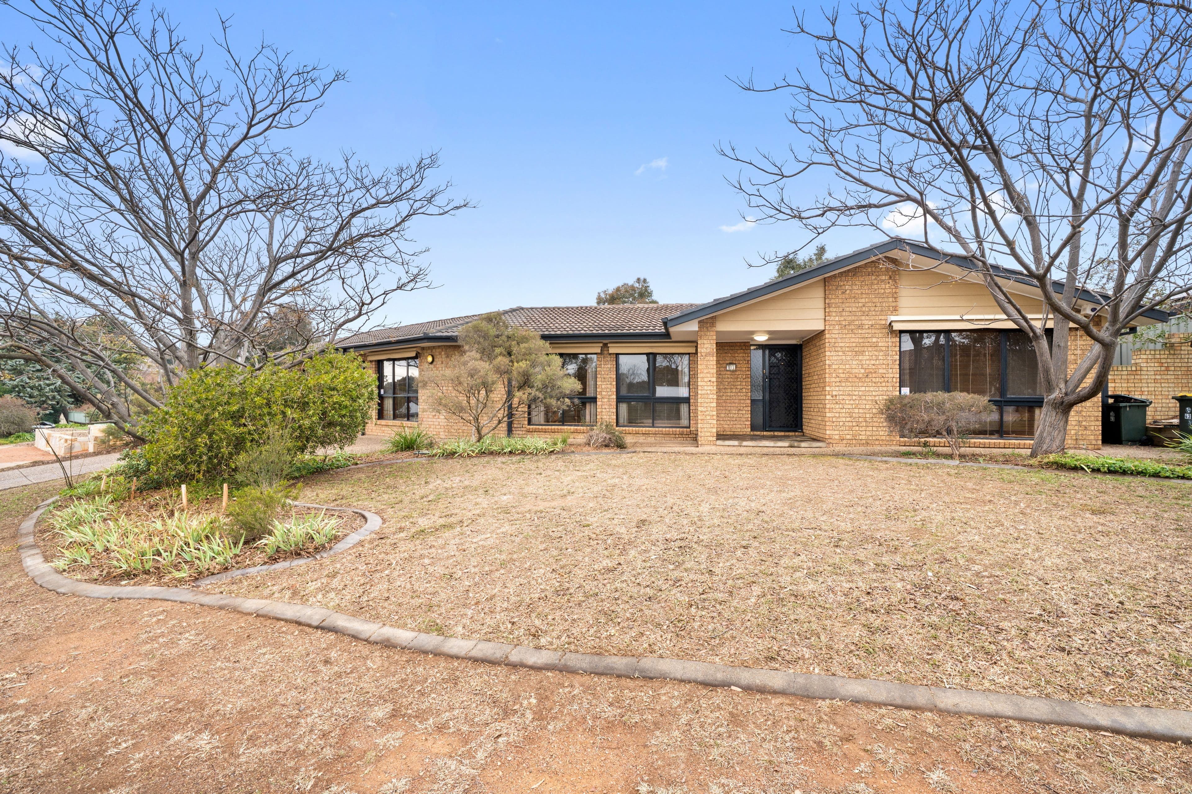 43 Whittell Crescent, Florey ACT 2615, Florey - Thumbnail 2