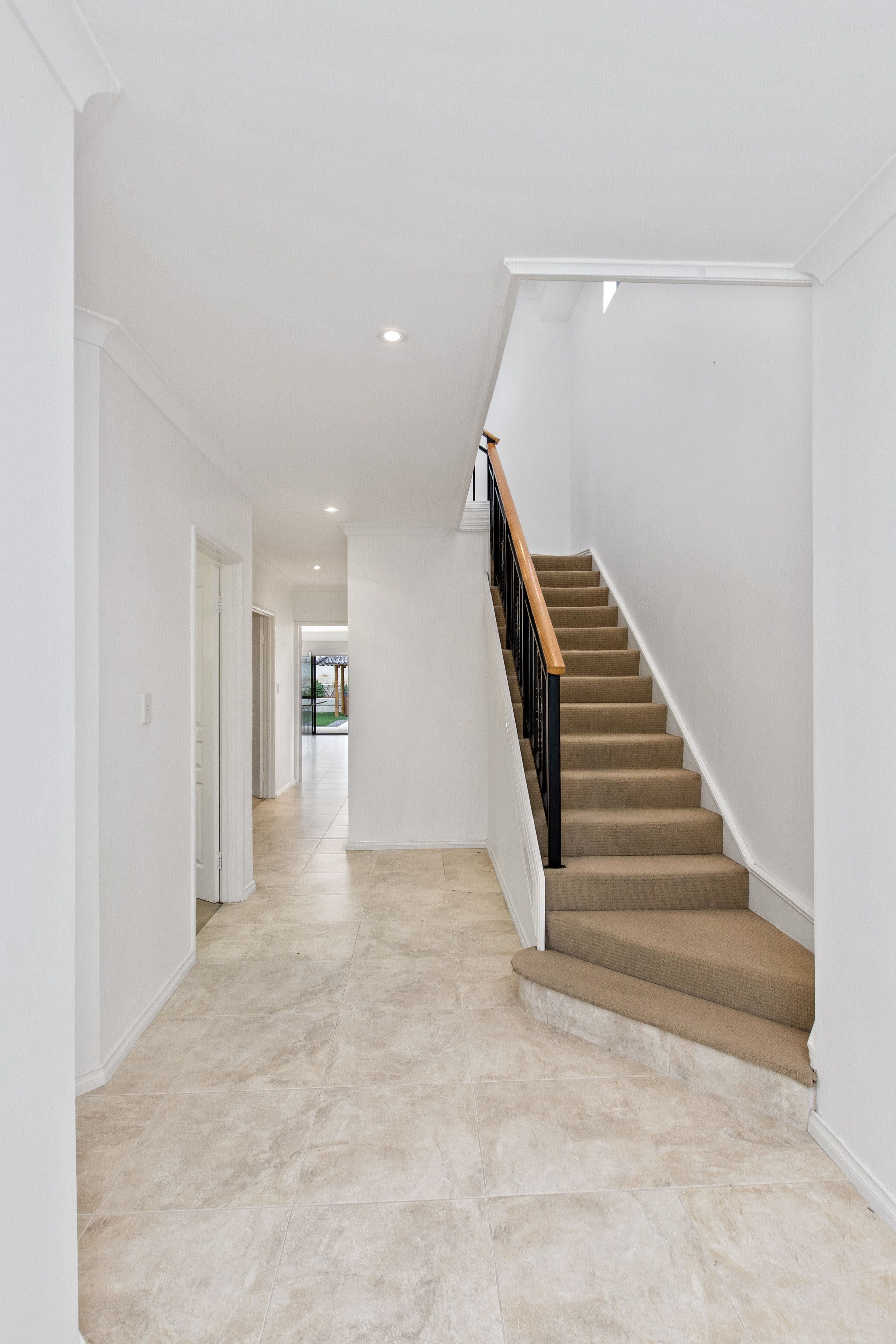 60 Davies Crescent, Kardinya WA 6163, Kardinya - Thumbnail 2