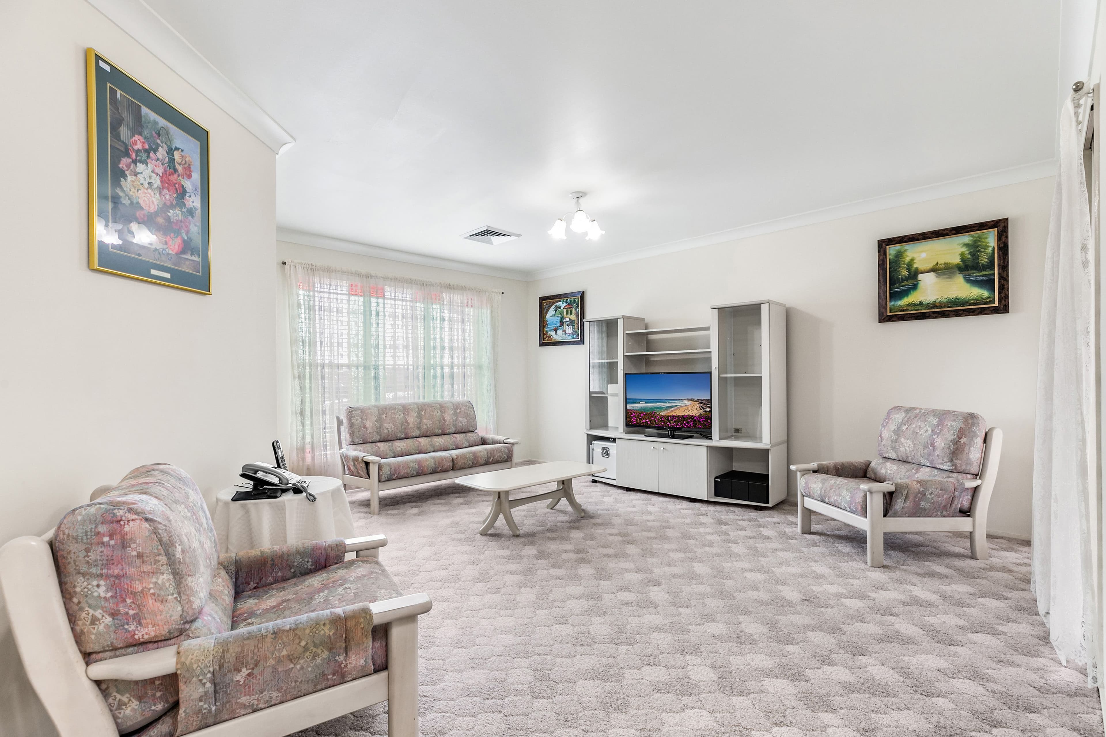 31 Agincourt Crescent, Valentine NSW 2280, Valentine - Thumbnail 2