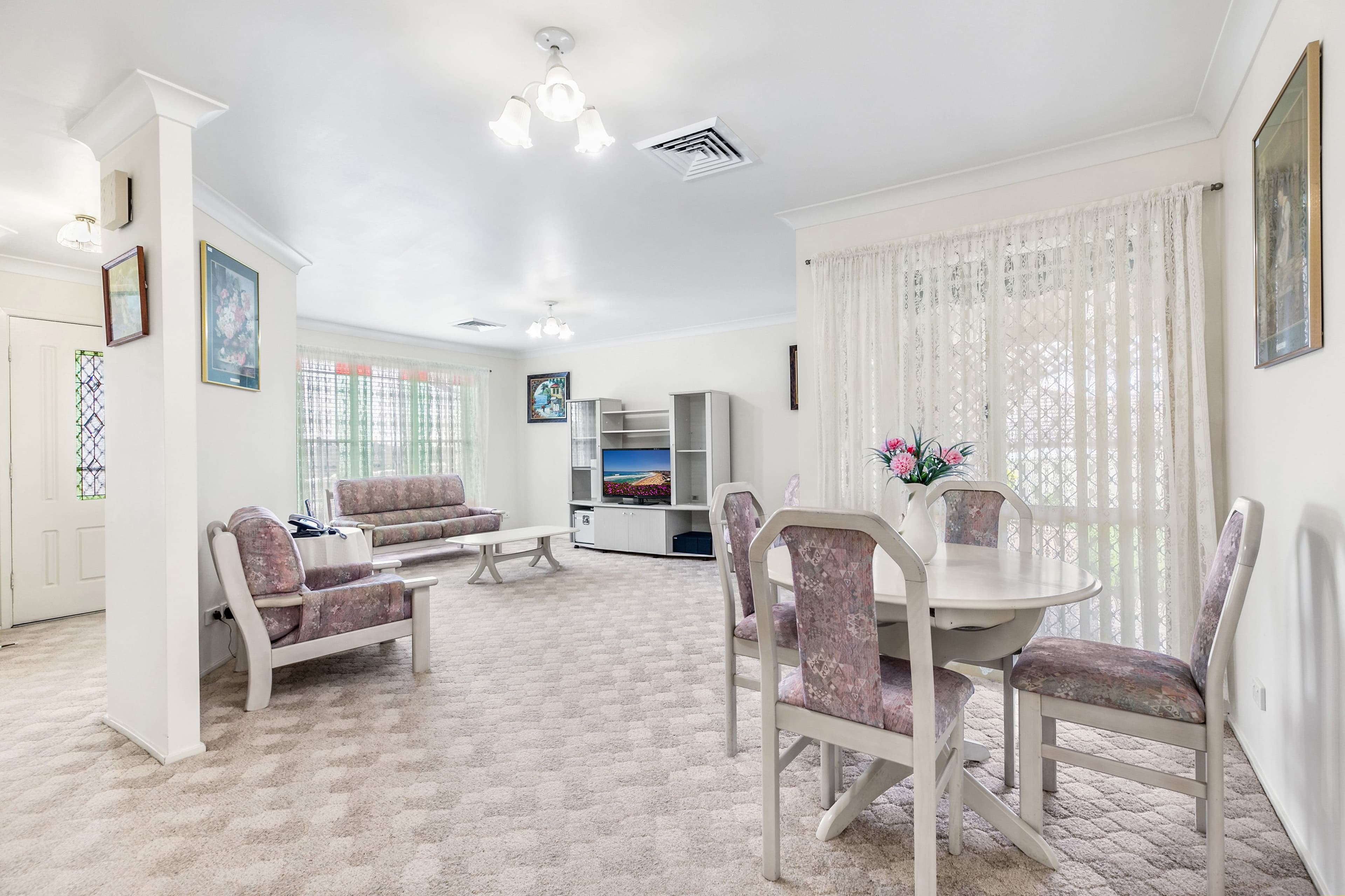 31 Agincourt Crescent, Valentine NSW 2280, Valentine - Thumbnail 3